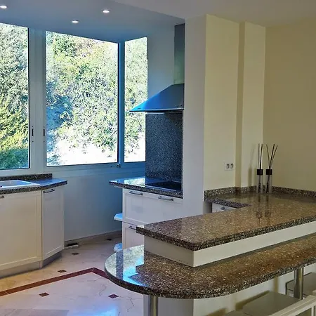 Apartman Stunning Flat Overlooking Bay