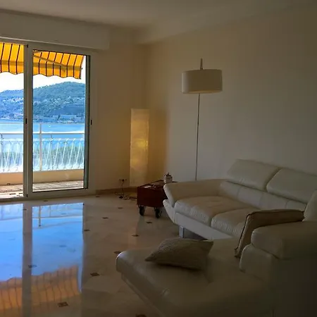 Stunning Flat Overlooking Bay Apartman *